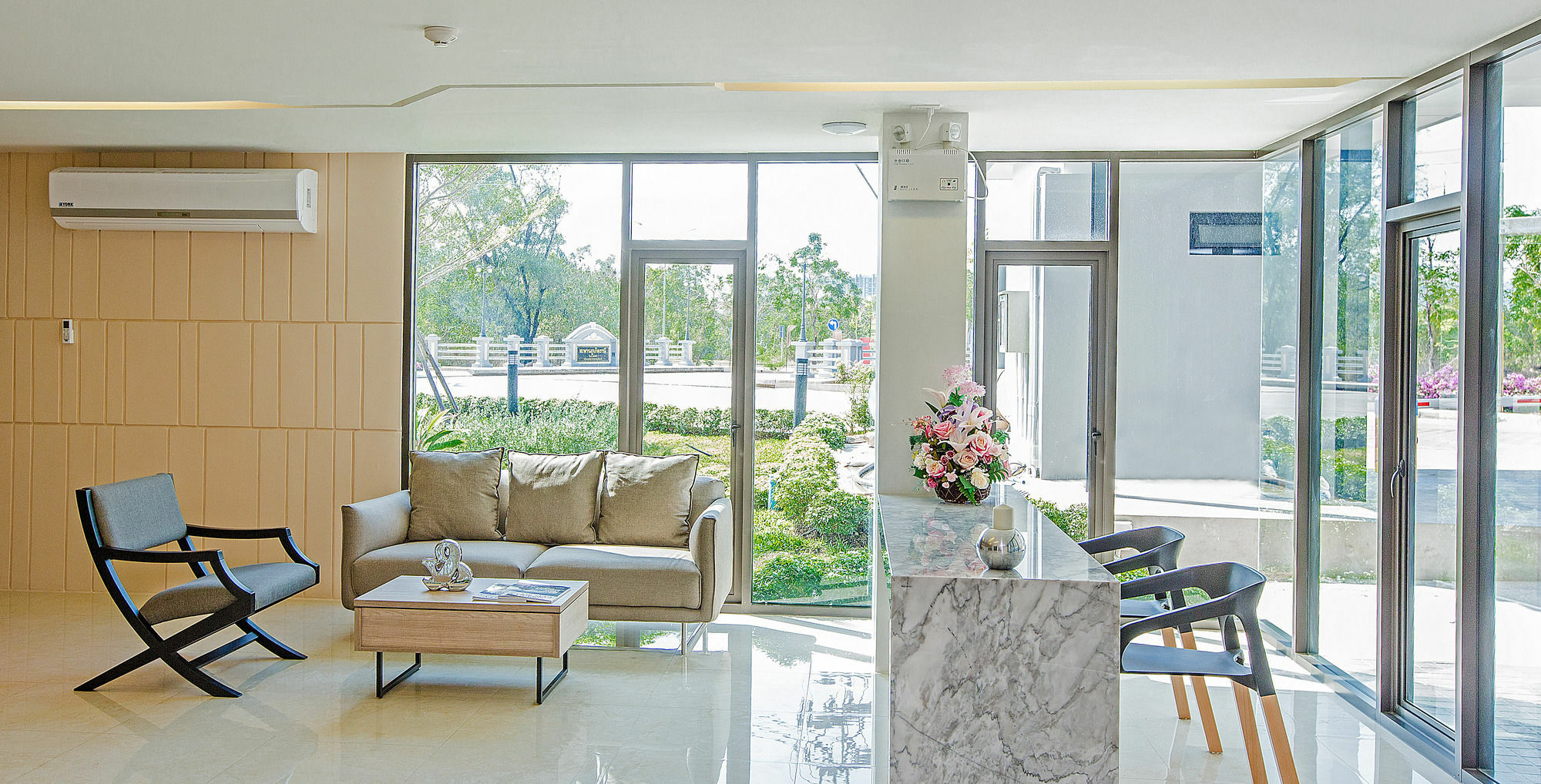 Connext Residence Phuket Eksteriør billede