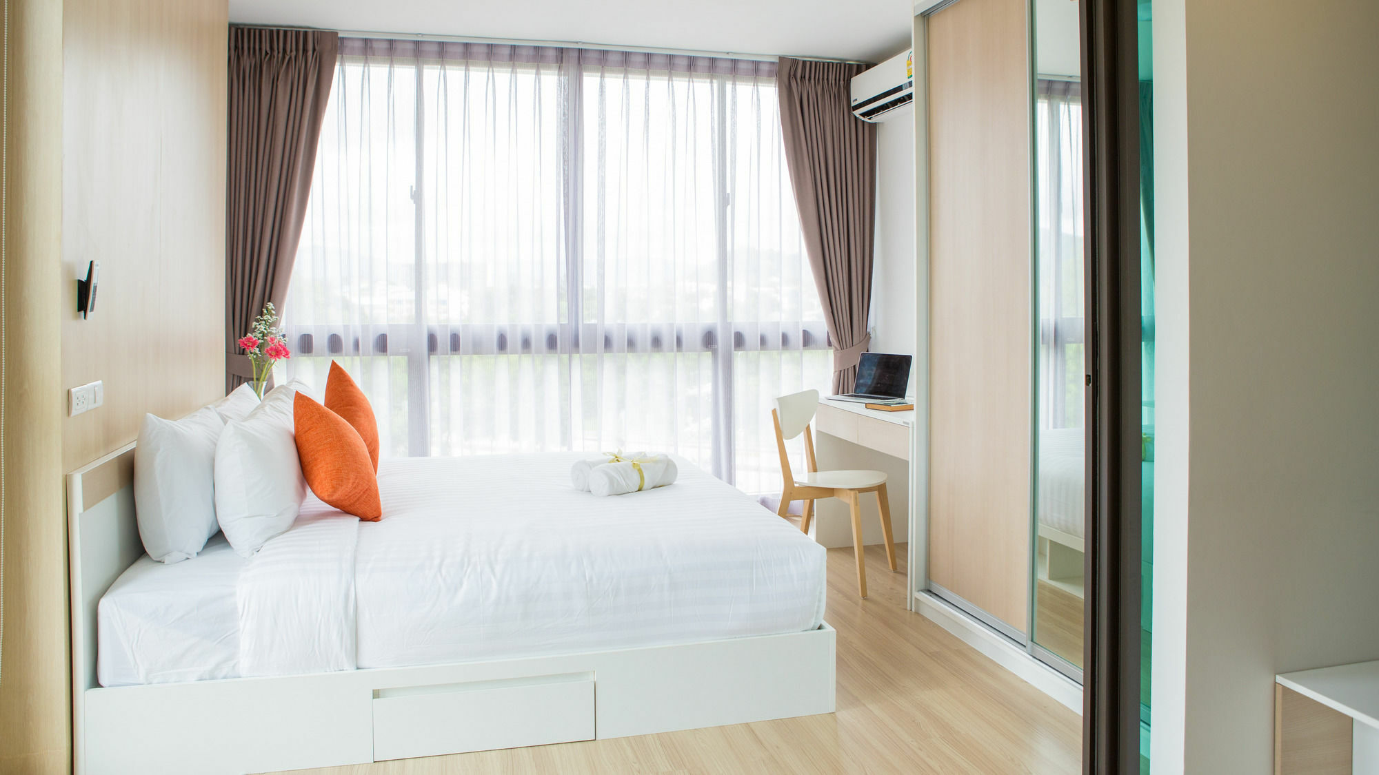 Connext Residence Phuket Eksteriør billede